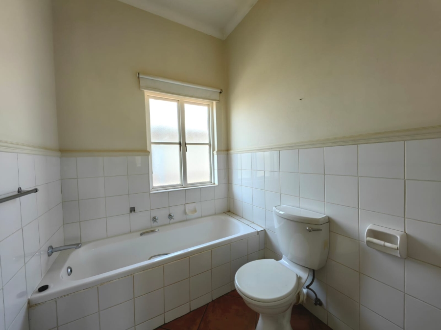 3 Bedroom Property for Sale in Waterval East North West